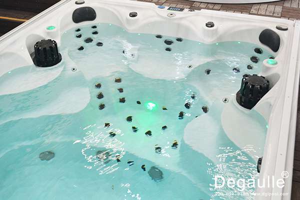 自建游泳池 自建游泳池